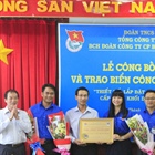 Gắn biển Công trình Thanh niên Khối DNTW “Thiết kế, lắp đặt cơ cấu nhận biết mối hàn”