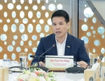 PV GAS’ President & CEO chaired meeting with CNG Viet Nam