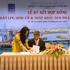 Lễ ký hợp đồng mua bán LPG Dinh Cố và Nhập khẩu giai đoạn từ tháng 10/2011 đến tháng 03/2012