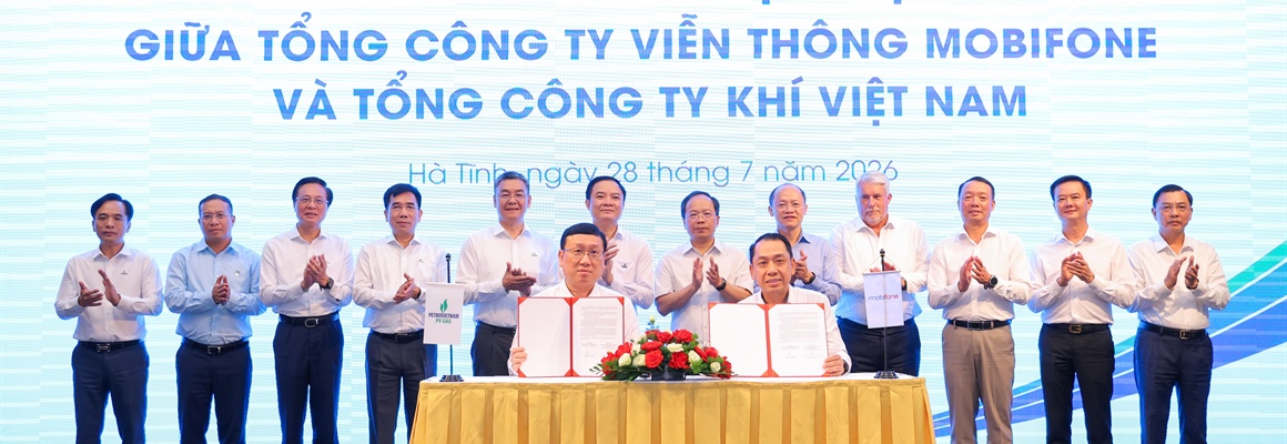 PV GAS - MobiFone tạo dấu ấn đầu tiên trong chương trình phối hợp giữa Petrovietnam – Bộ...