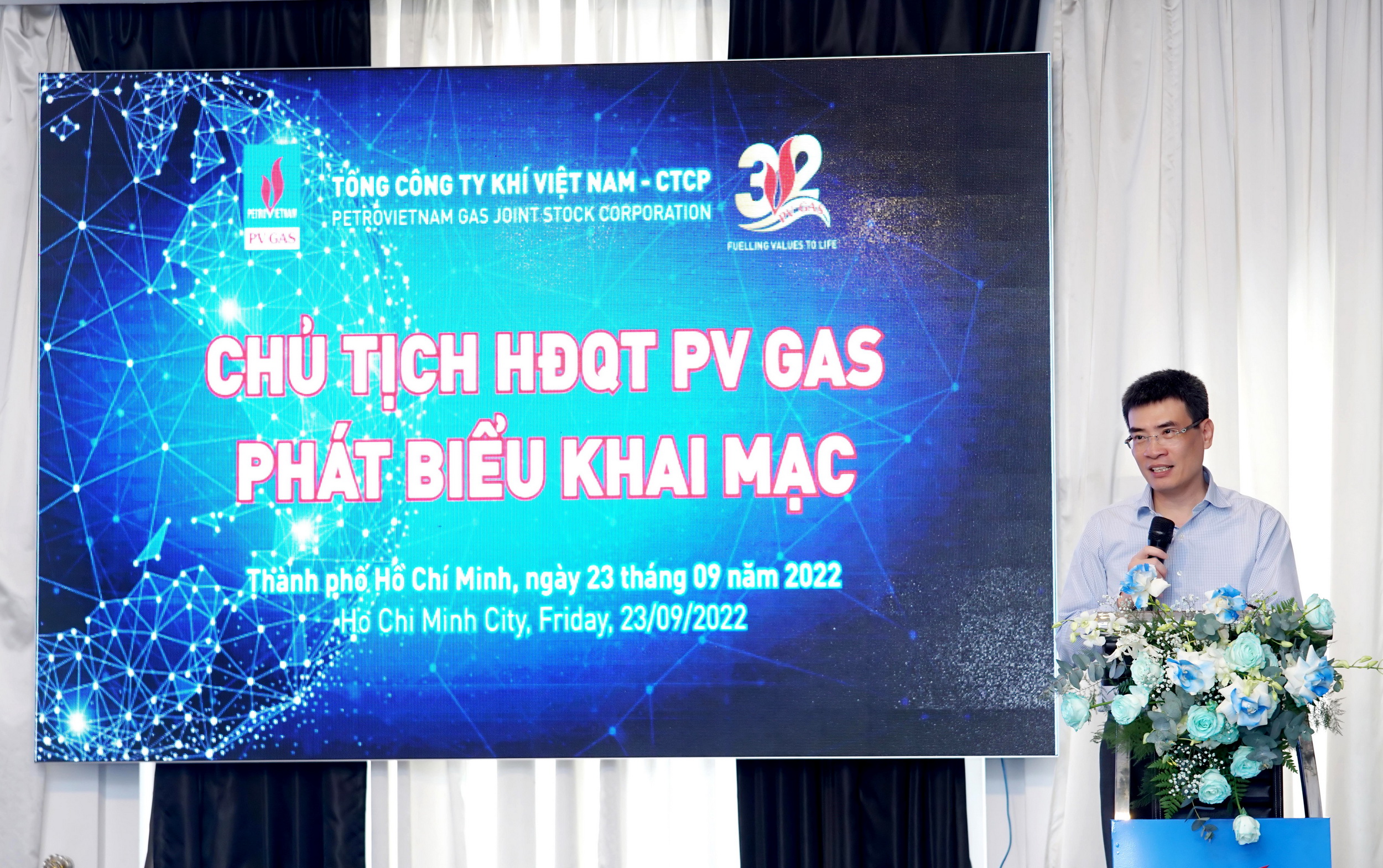 Phát biểu khai mạc Hội thảo, ông Dương Mạnh Sơn – Chủ tịch HĐQT PV GAS nhiệt liệt hoan nghênh sự tham gia của các cổ đông/nhà đầu tư/đối tác PV GAS