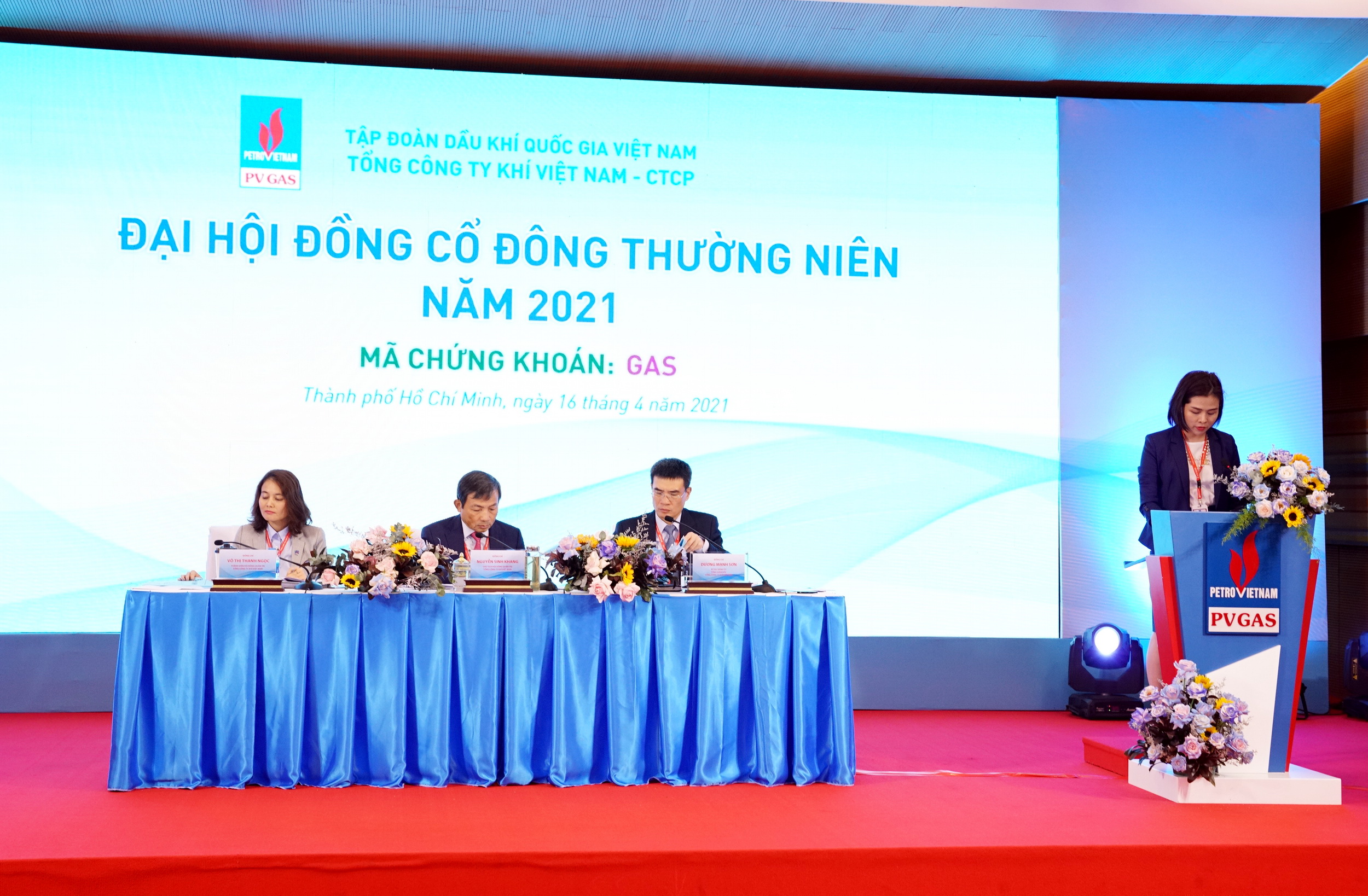 ĐHĐCĐ PV GAS 2021 đã nghe và thông qua 19 tờ trình theo quy định của Luật Doanh nghiệp, Điều lệ và Quy chế tổ chức ĐHĐCĐ thường niên