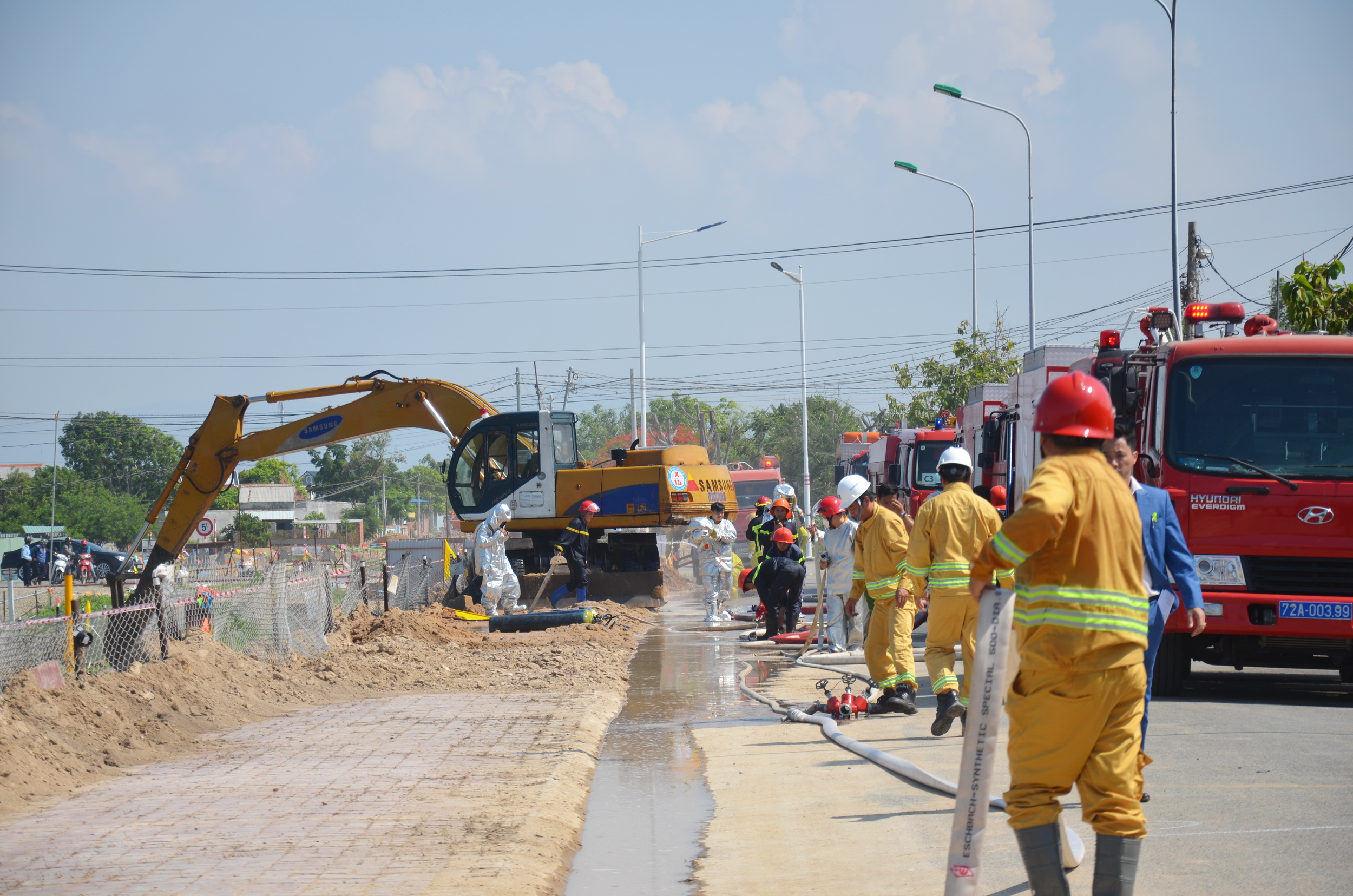 Hiện trường diễn tập cạnh đường ống dẫn khí 