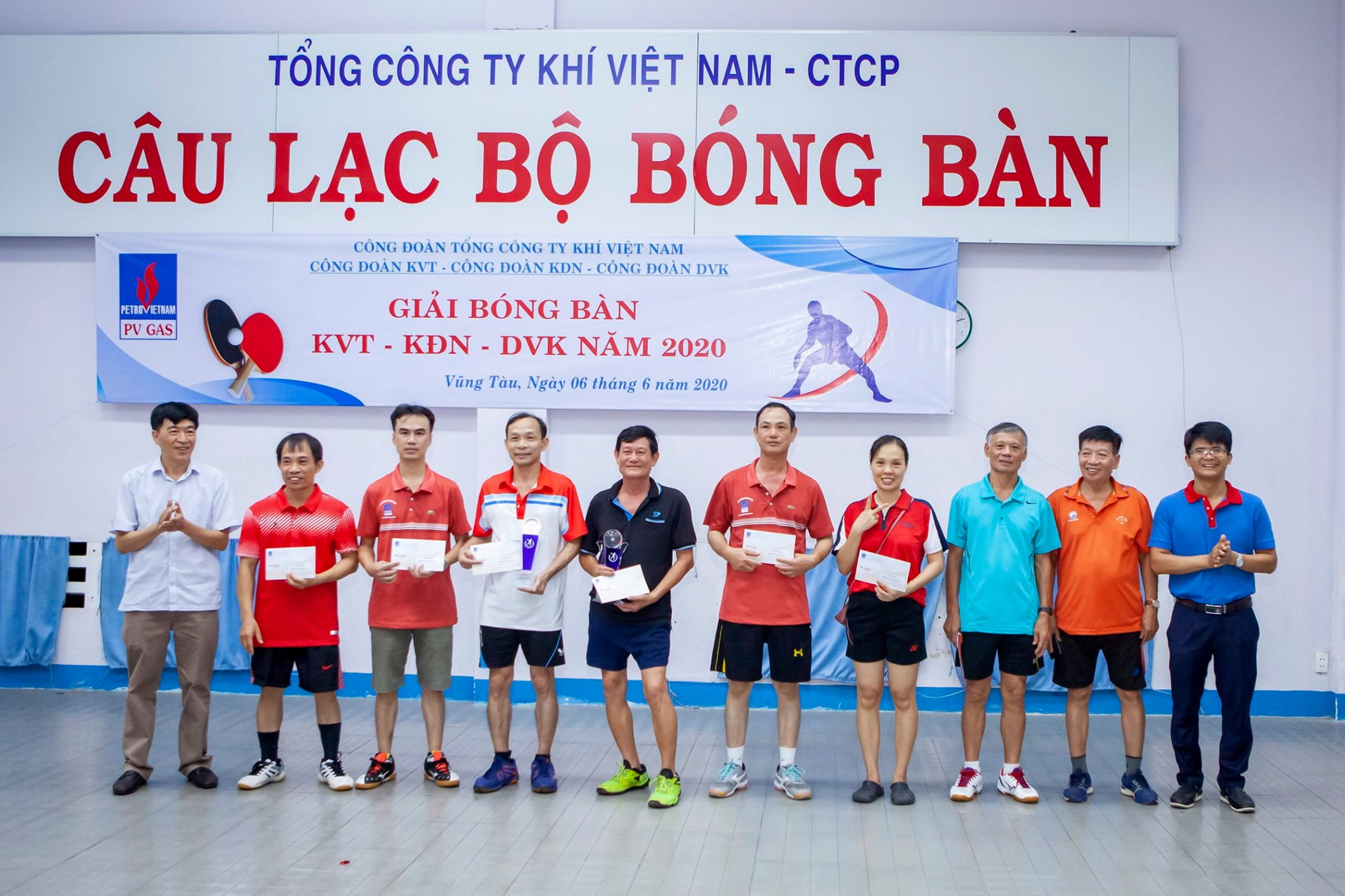 Trao giải Bóng bàn 2020 