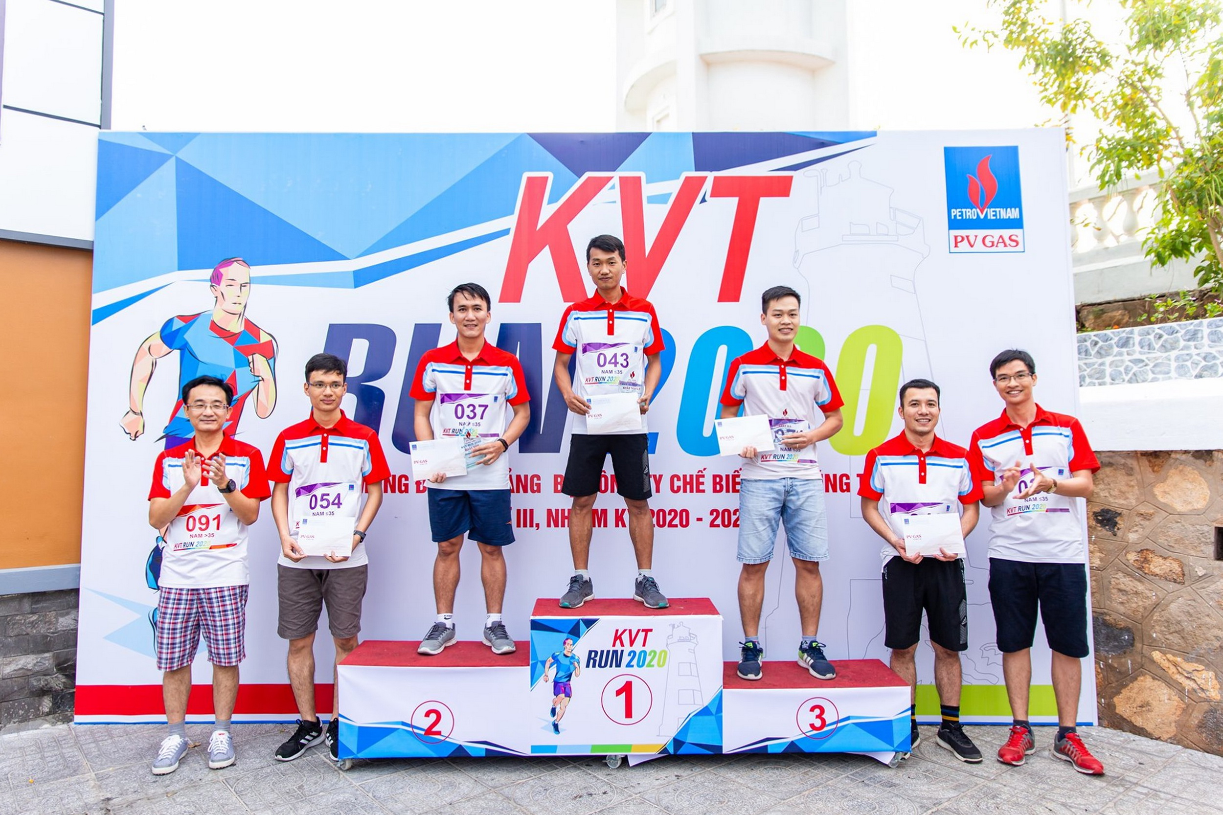 Giải Run KVT được tổ chức trên Núi Nhỏ Vũng Tàu